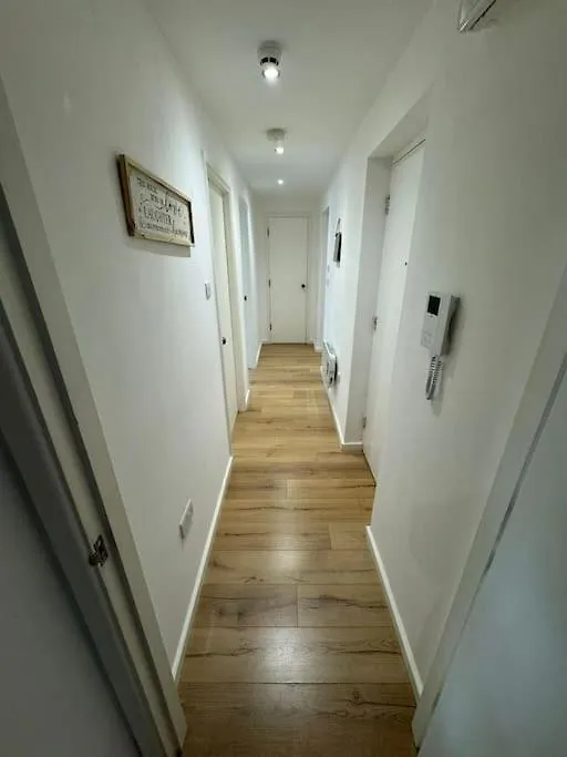 Comfy Flat For 6 In City Center Gs306 シェフィールド 0*,  イギリス